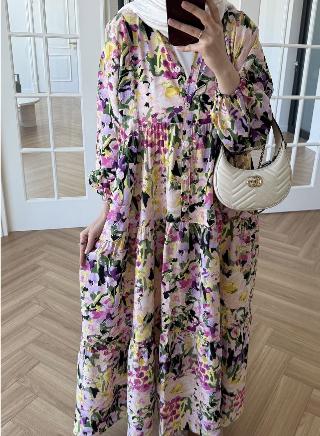 Çiçek Desenli Elbise