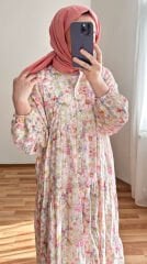 Çiçek Desenli Elbise Yavruağzı