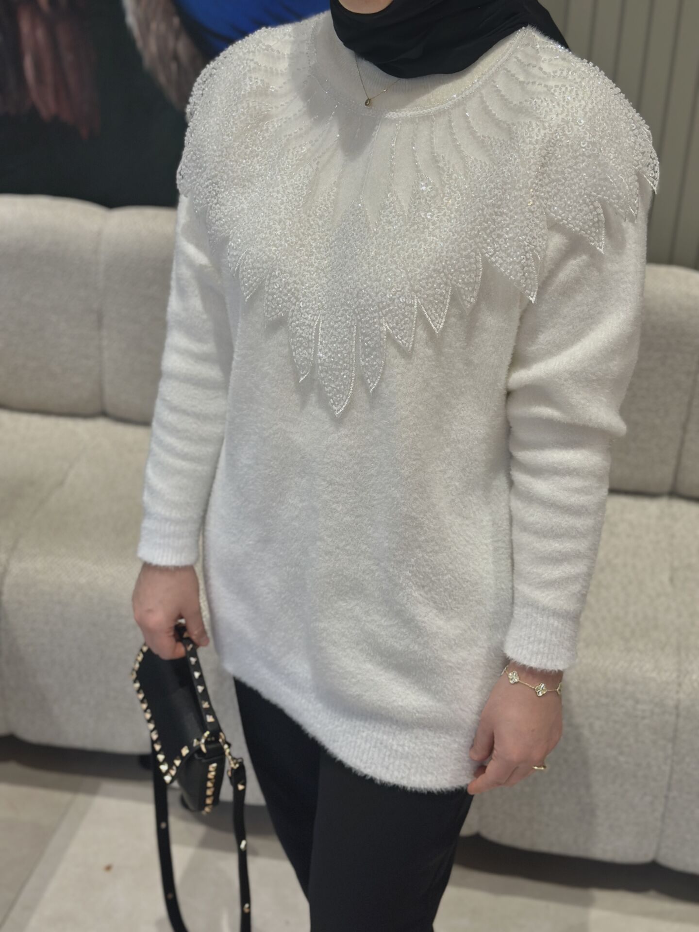 Angora İşlemeli Tasarım Kazak Ekru