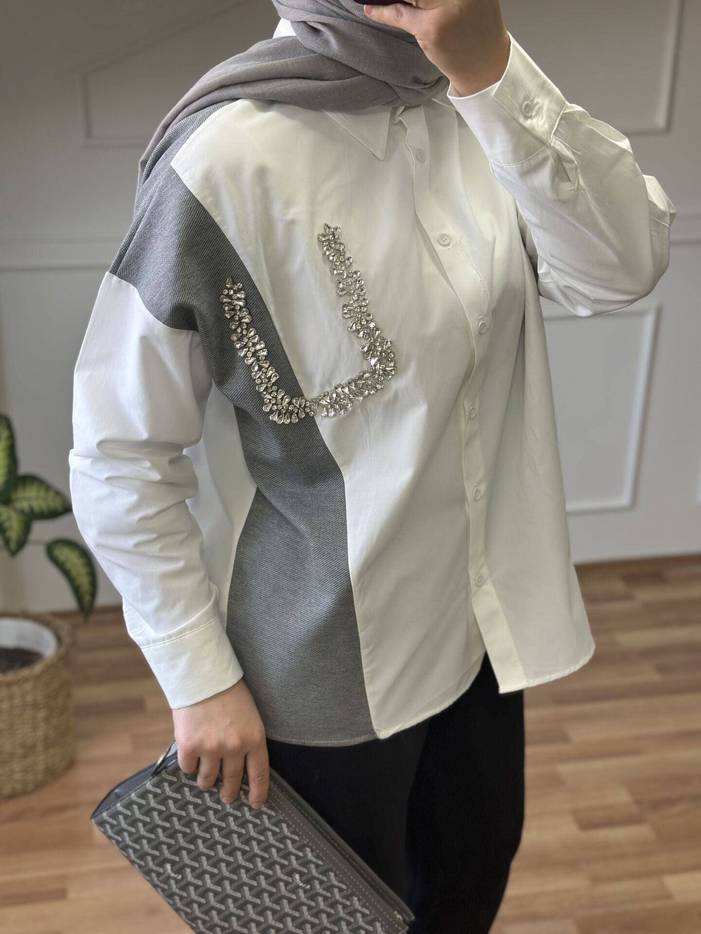 İşlemeli Gömlek  | Beyaz Gri